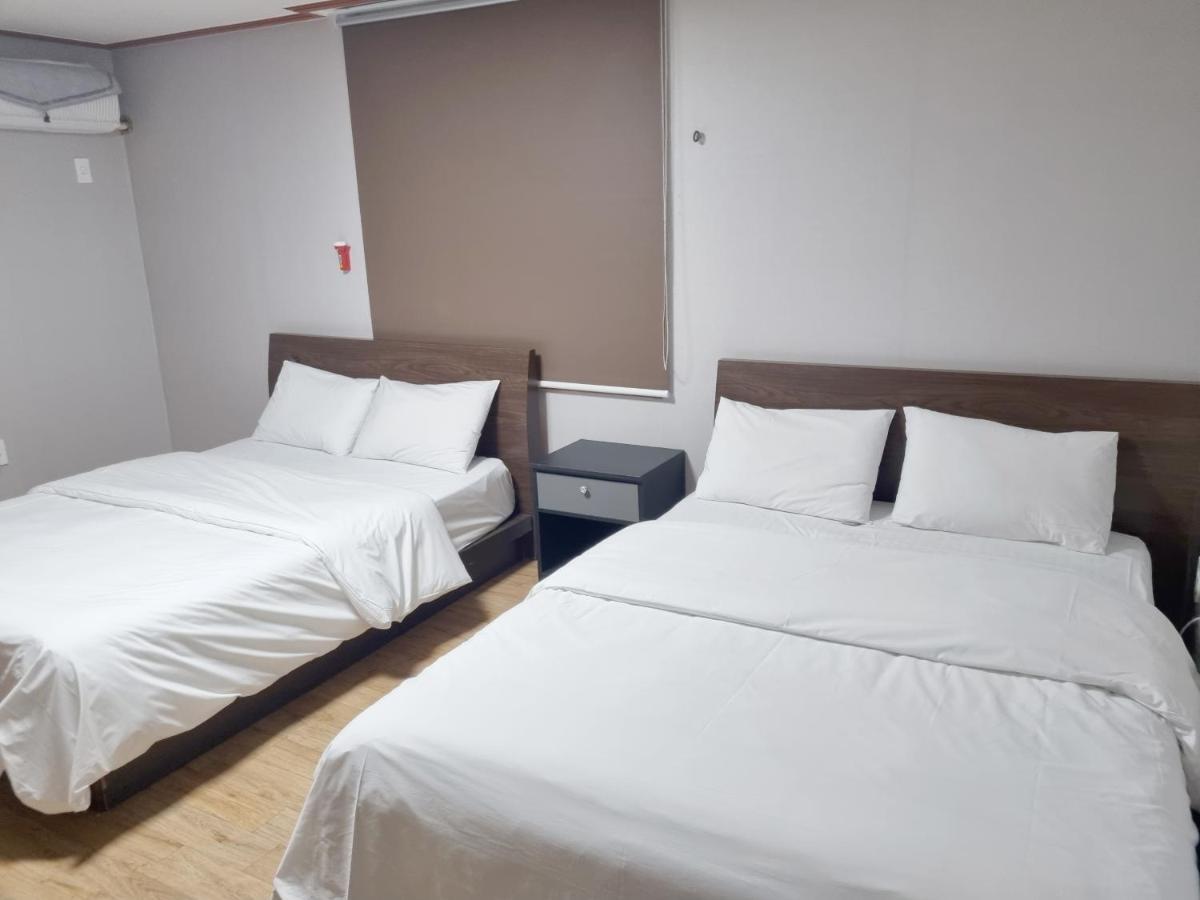 Charlie Hotel جيجو المظهر الخارجي الصورة