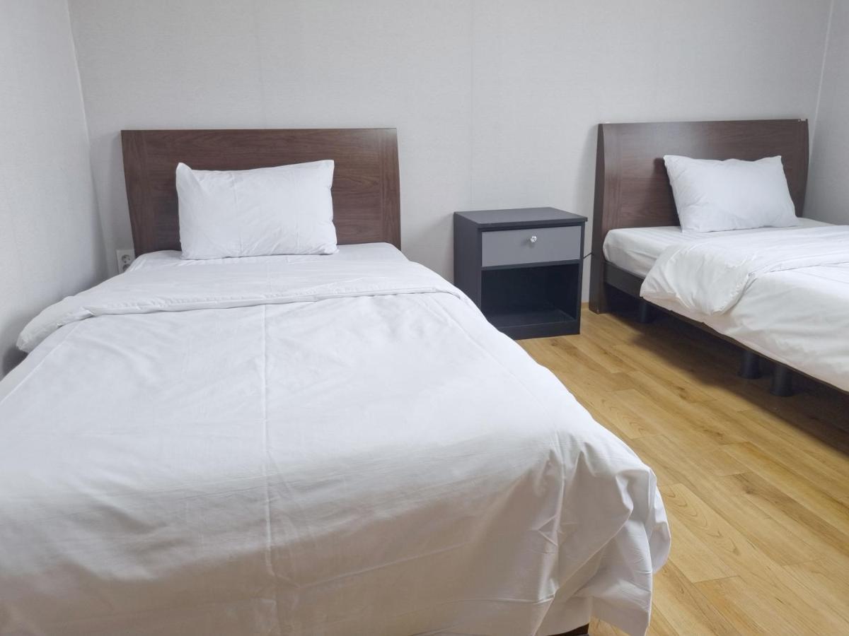 Charlie Hotel جيجو المظهر الخارجي الصورة