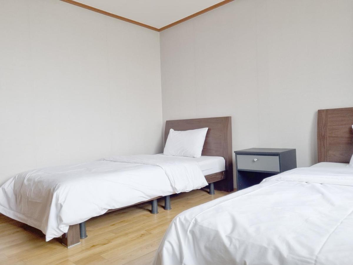 Charlie Hotel جيجو المظهر الخارجي الصورة